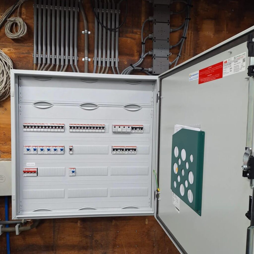 Maatwerk en advies - HVM ELektrotechniek